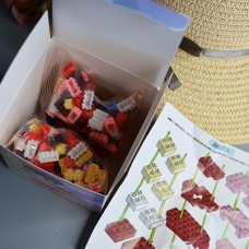Конструктор Magic Blocks Мультгерои Мишка Лотсо с клубникой