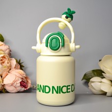 Детская термокружка с трубочкой Little Bee 550 ml Цвет: Белый